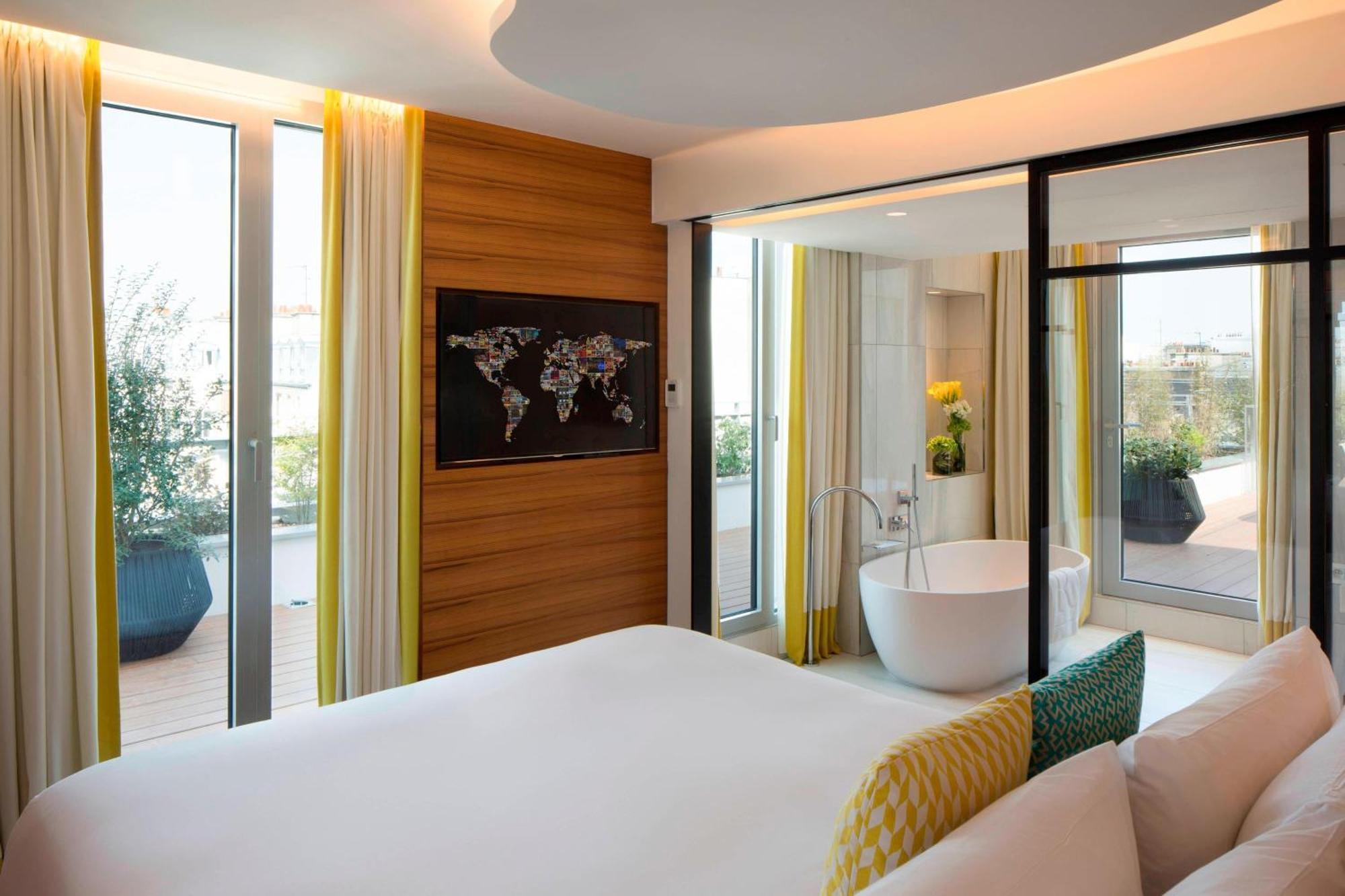 Renaissance Republique &