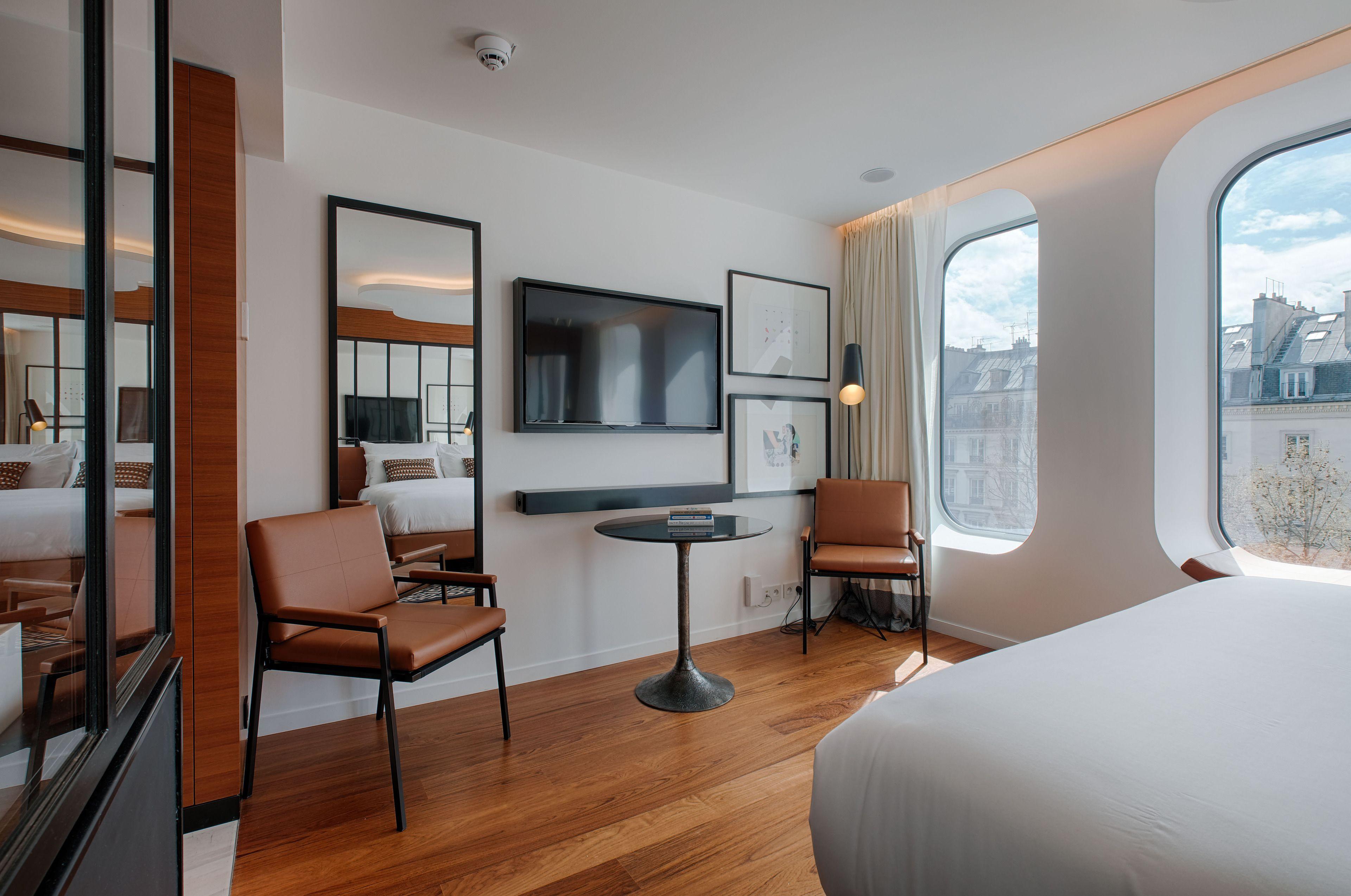 Renaissance Republique &