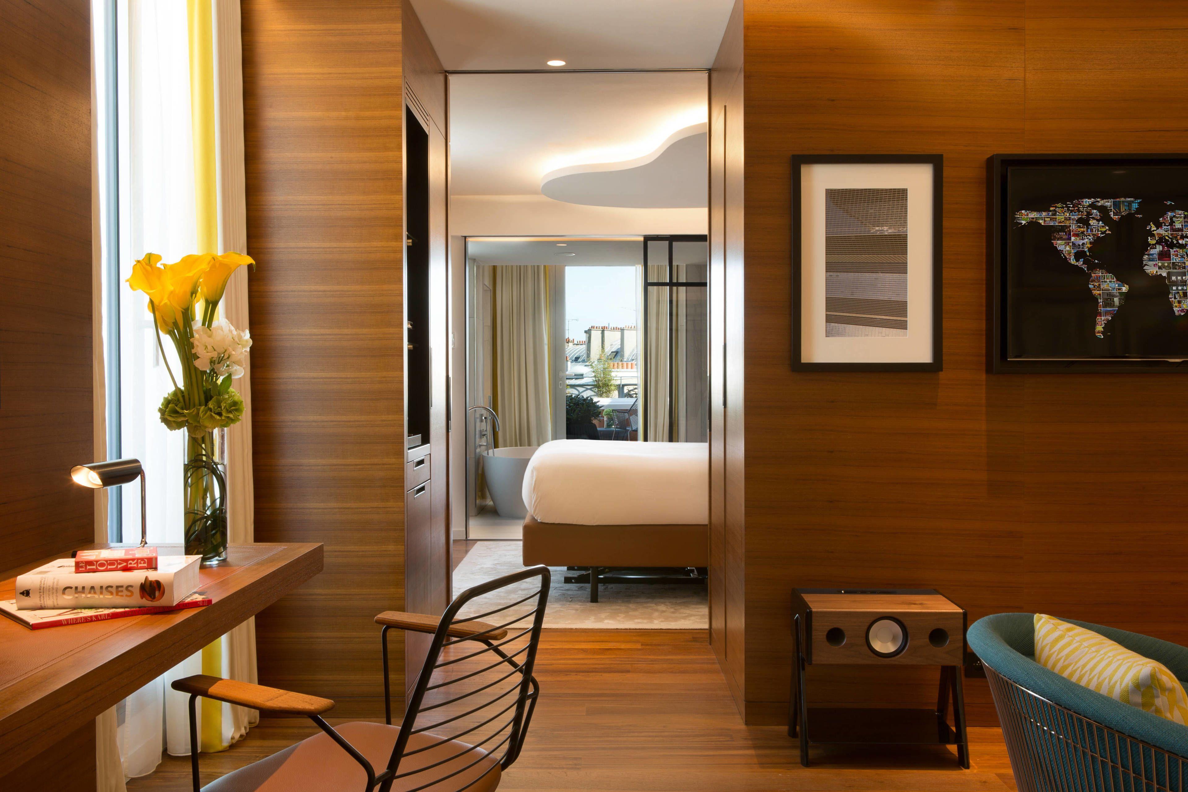 Renaissance Republique & 5* Paris