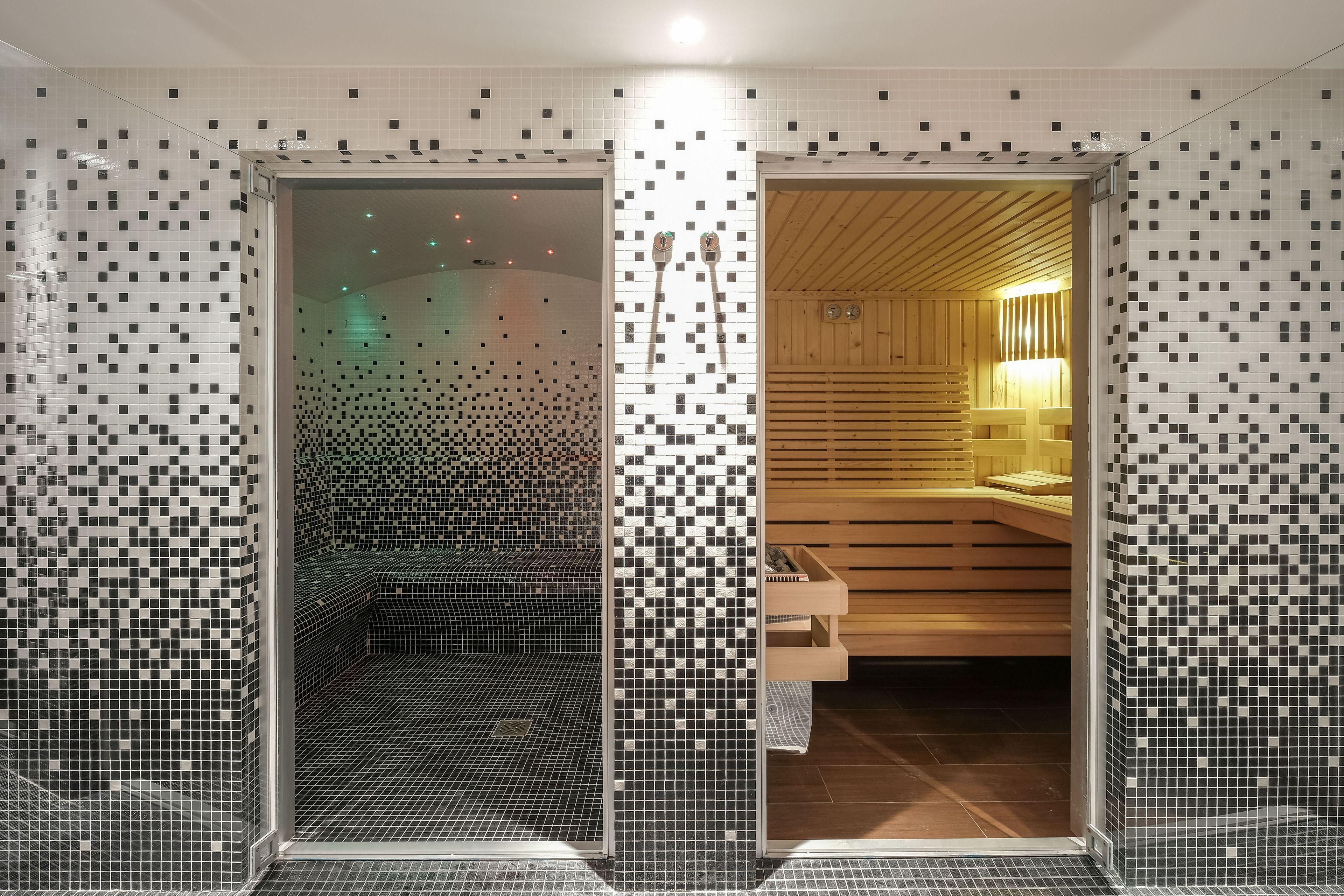 Renaissance Republique & Hotel