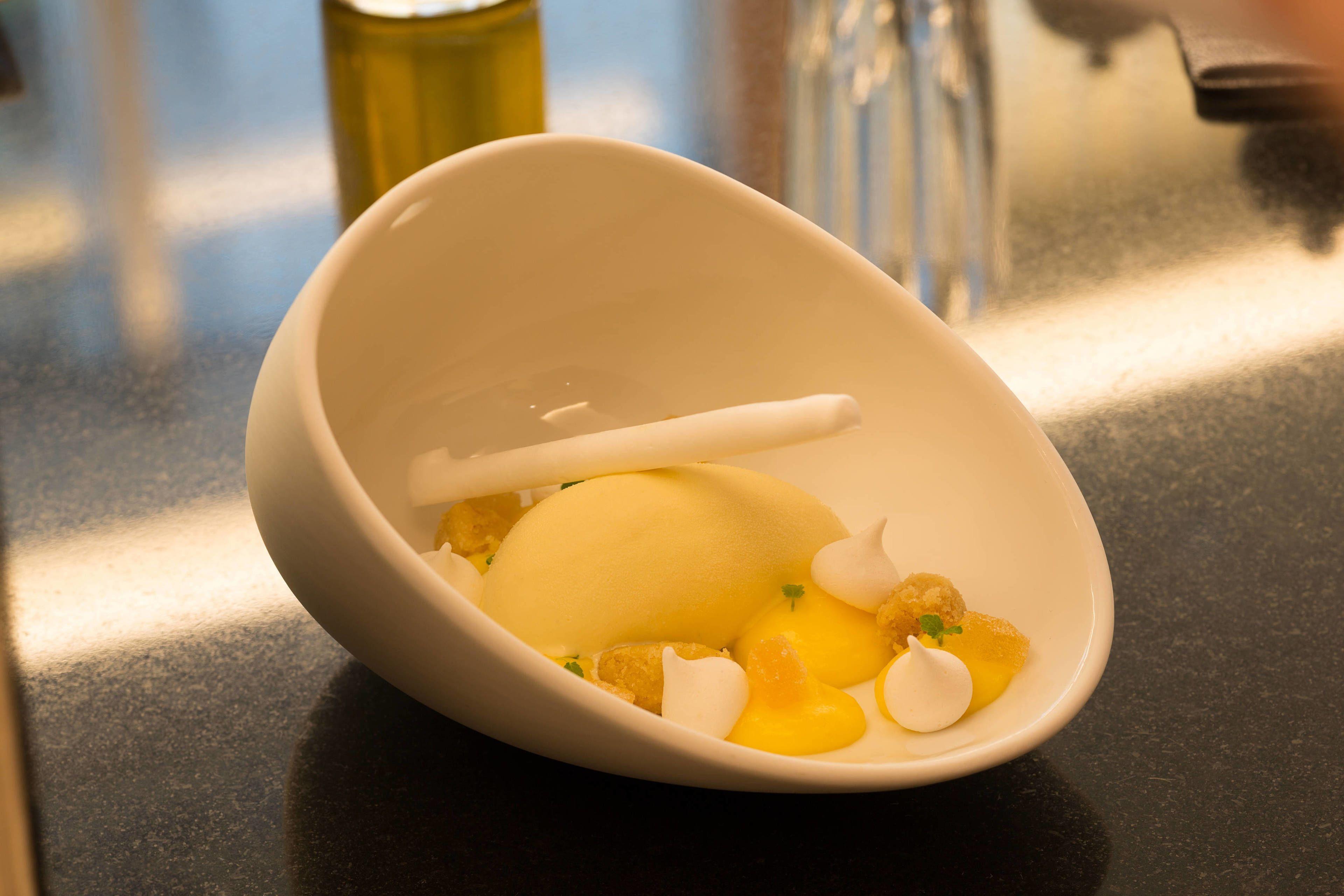 Renaissance Republique & Hotel 5*