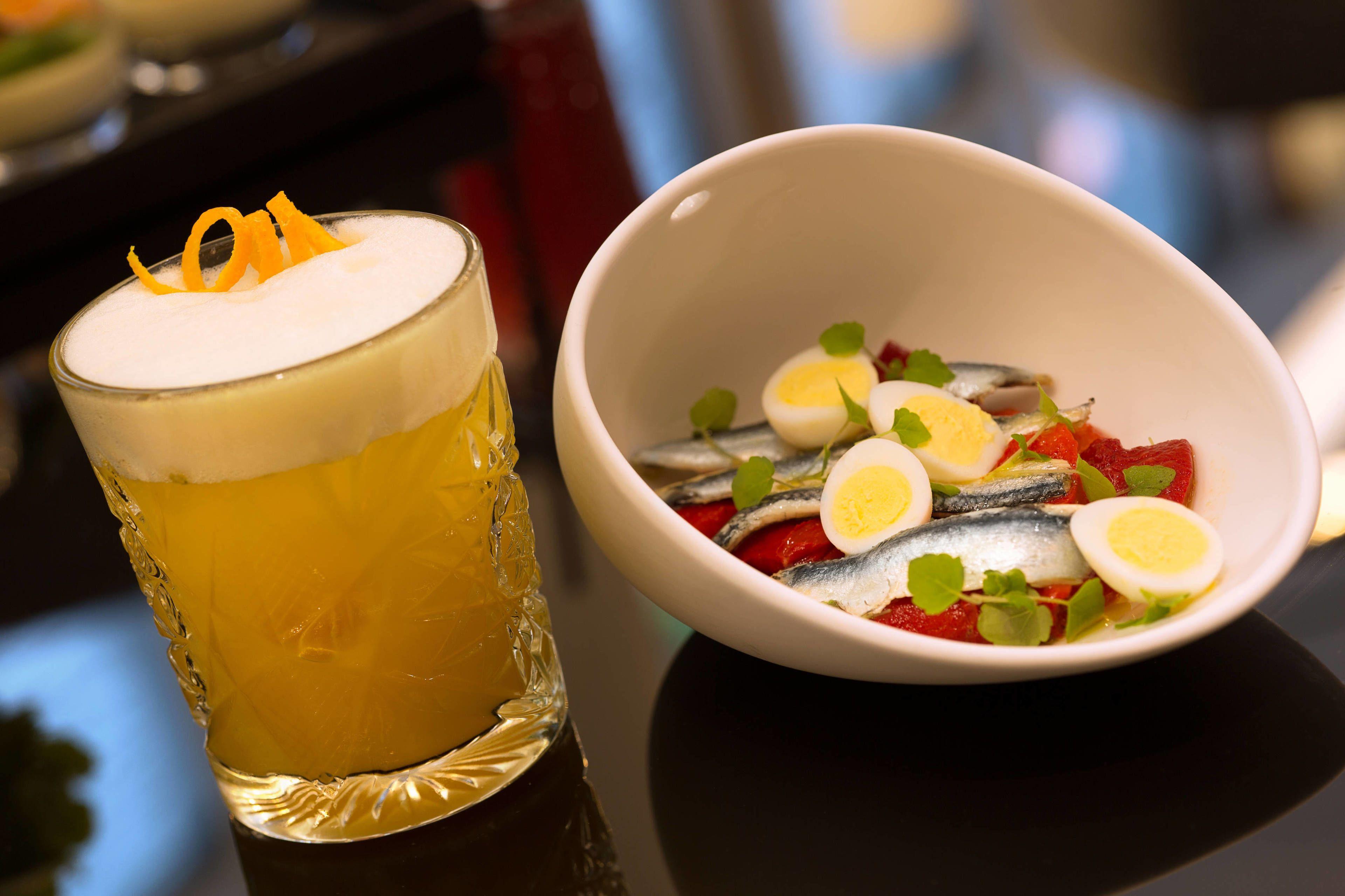 Hotel Renaissance Republique &