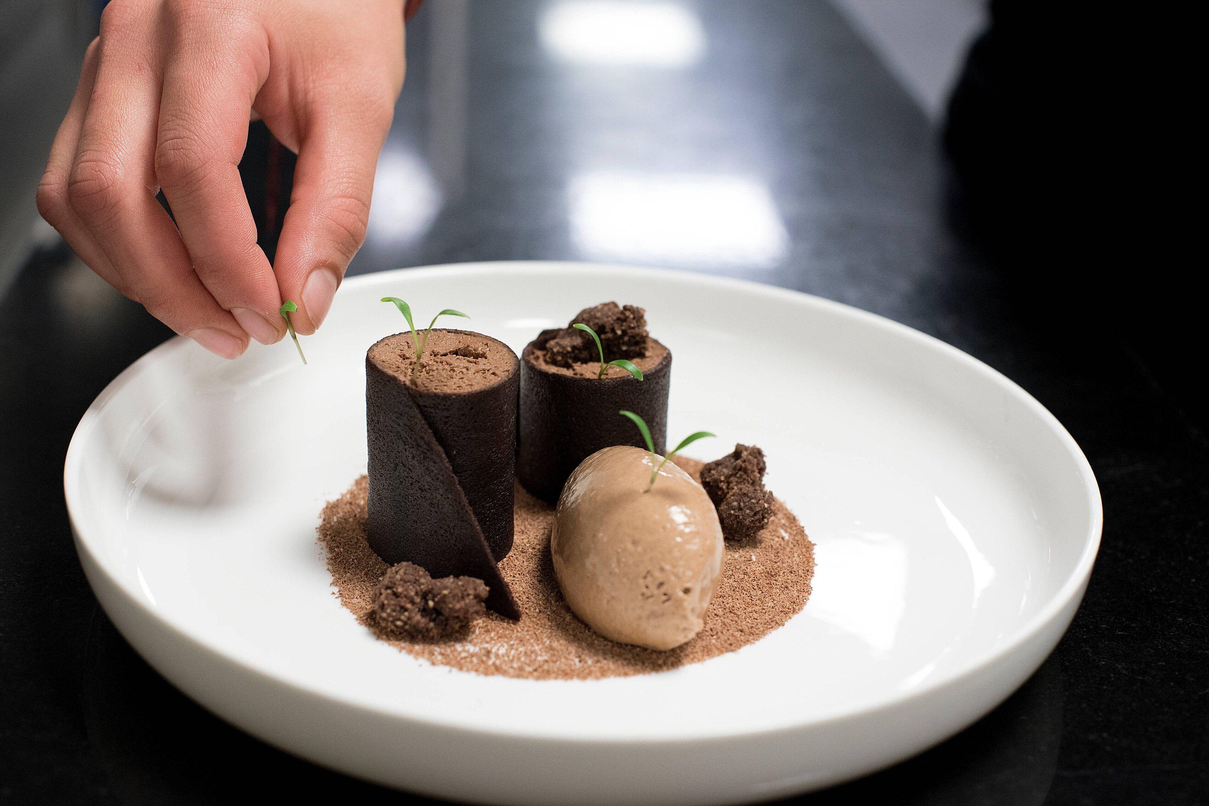 Hotel Renaissance Republique & Paris