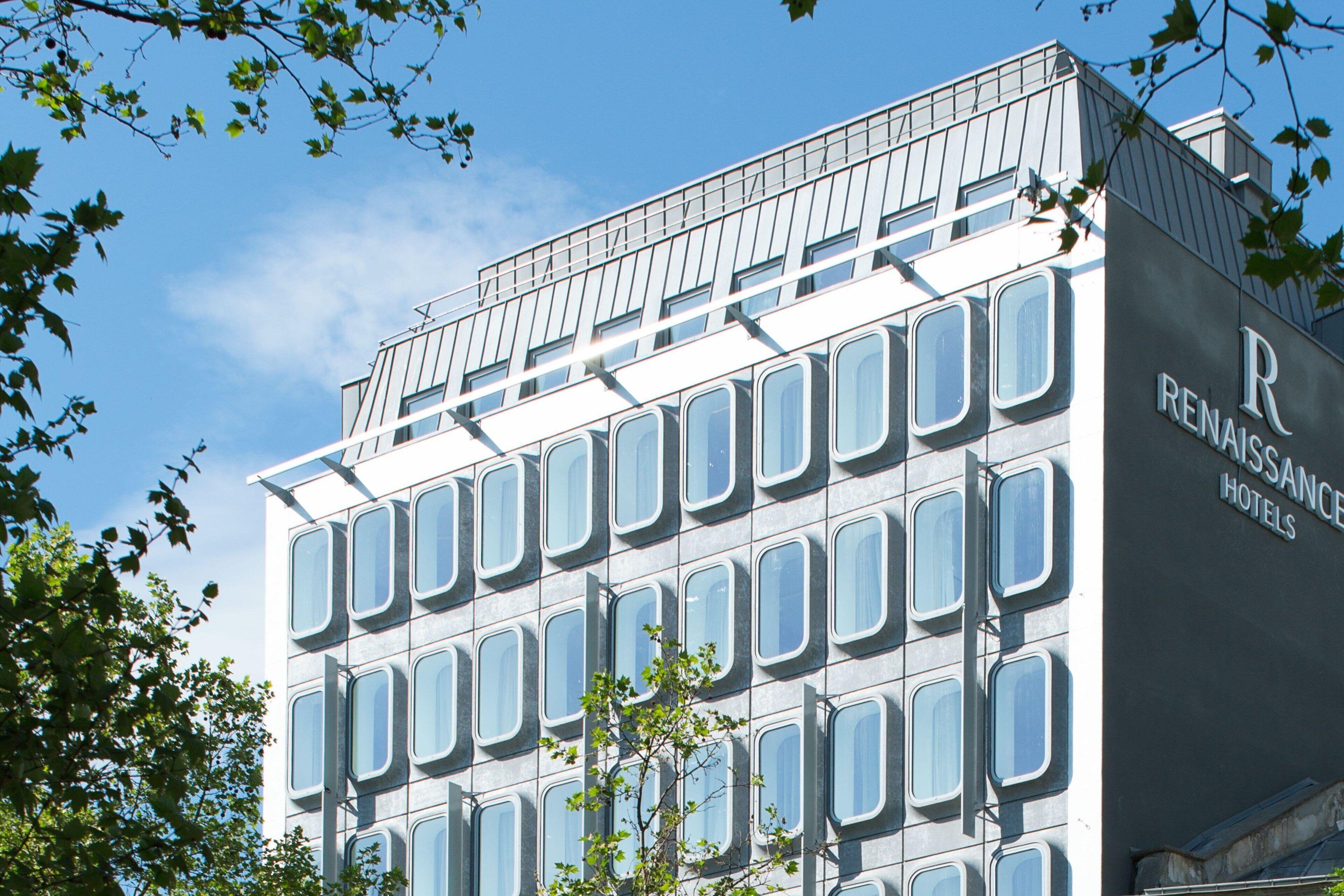 Hotel Renaissance Republique & 5*